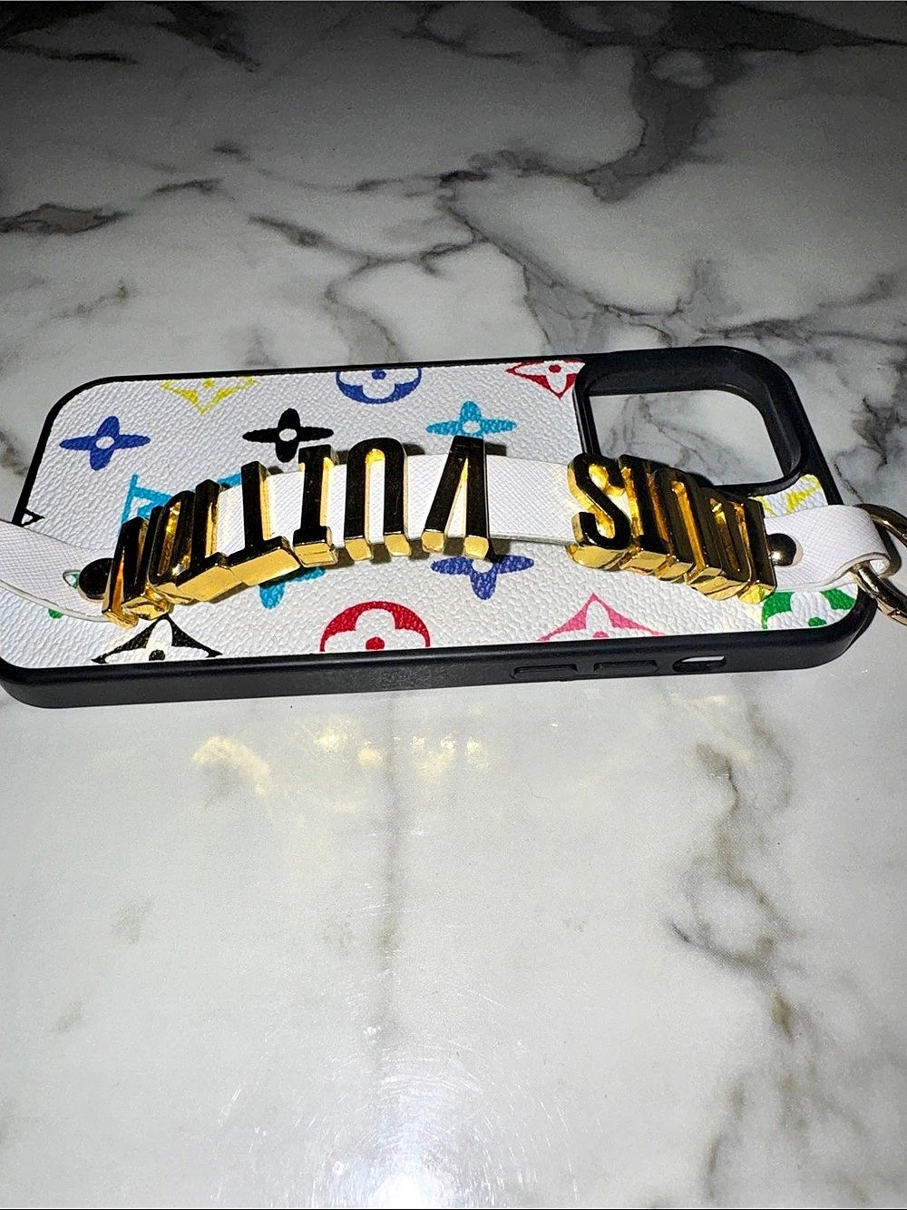 Louis Vuitton Monogram iPhone 15 Pro Case - Not Genuine - Picture 2 of 4